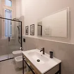 227 - Largo Zecca Luxury - Nel Cuore Del Centro Di * Genua